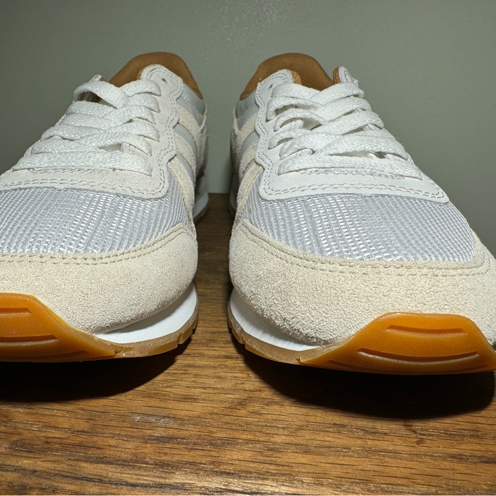 Gola Classic White and tan Sneakers - Picture 11 of 12